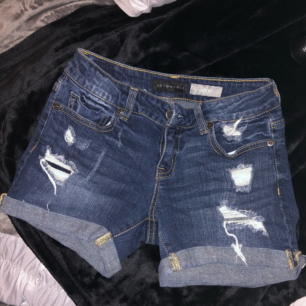 Blue Jean Shorts : Distressed